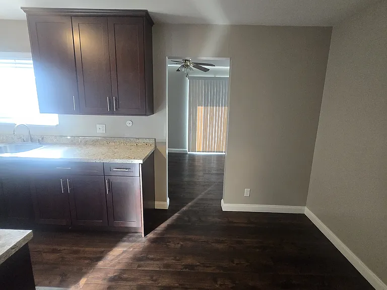 520 Van Buren Avenue — Photo 127