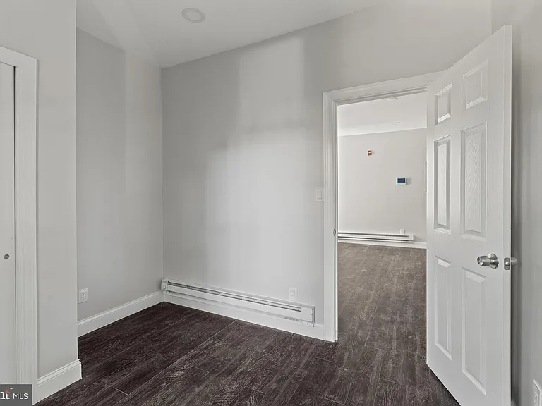 5237 Chester Ave #2 — Photo 22