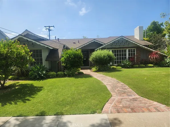 3082 Copa De Oro Dr, Los Alamitos, CA 90720