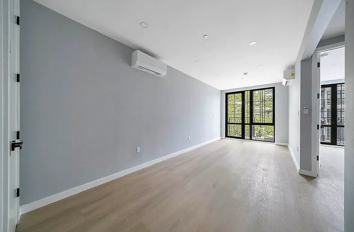 3509 Farragut Road — Photo 3