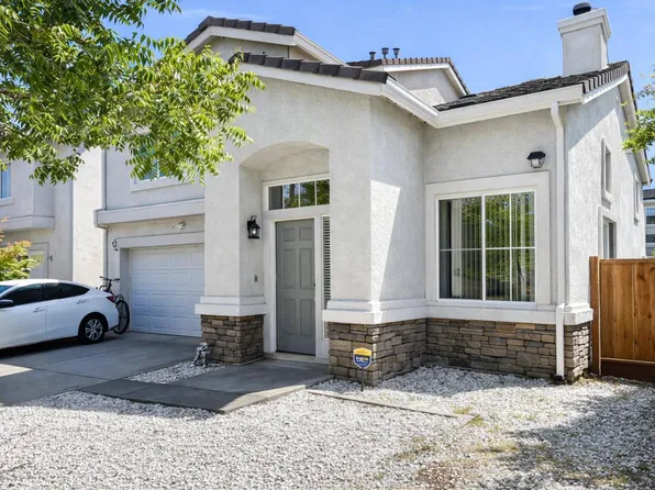 1002 Furlong Dr, San Jose, CA 95123