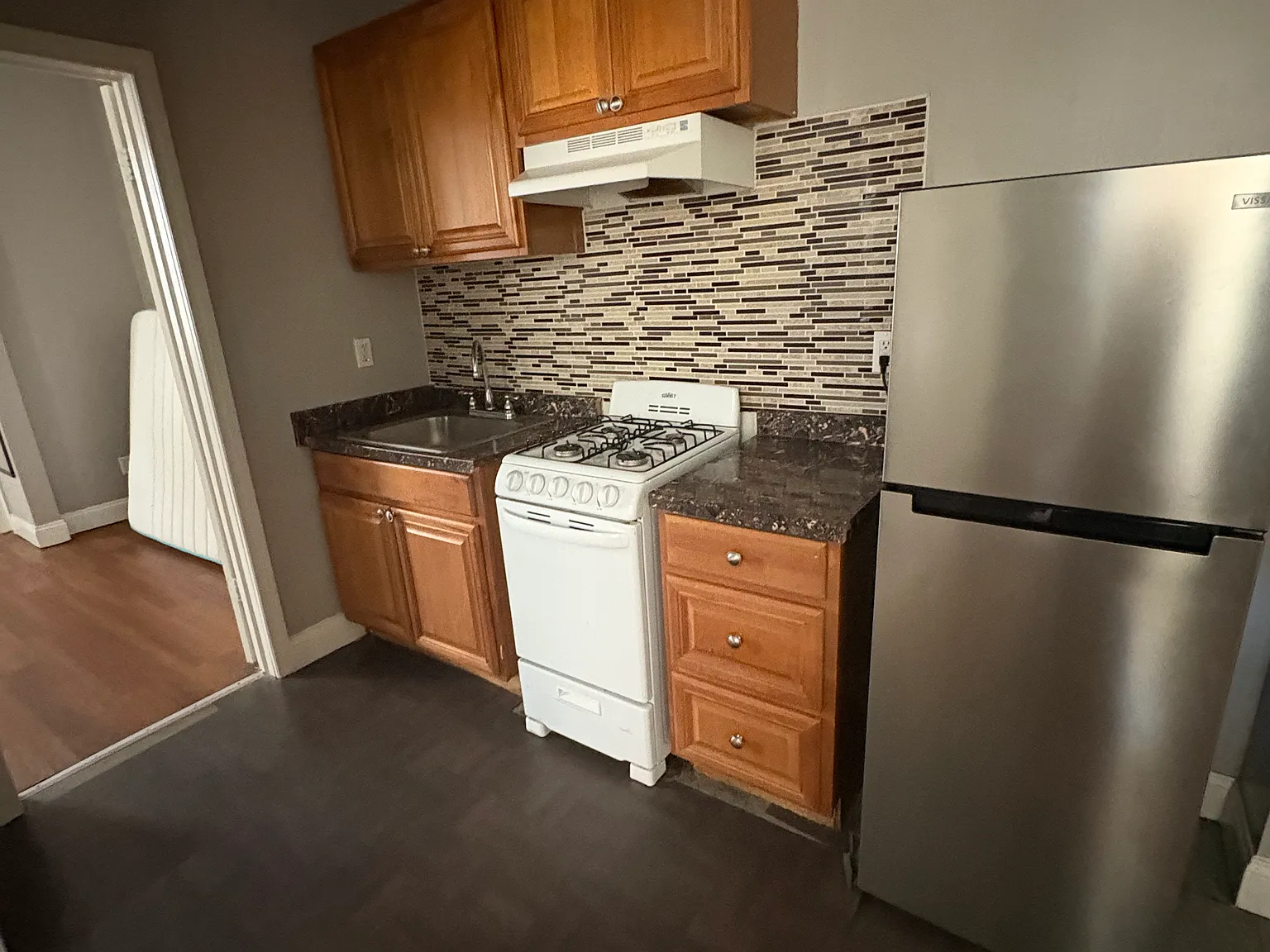 1 bed, $1,250 — Photo 2