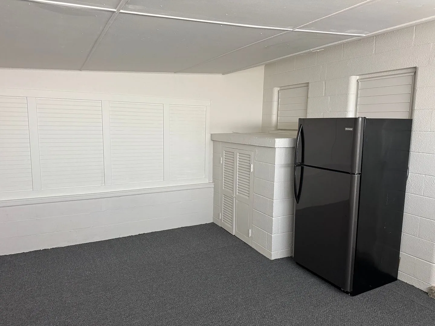Sun Glo Apartments — Photo 2