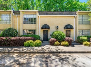 5400 Roswell Rd, Sandy Springs, GA 30342