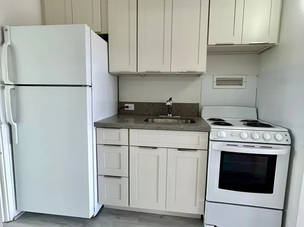 1710 Makiki St APT 706, Honolulu, HI 96822