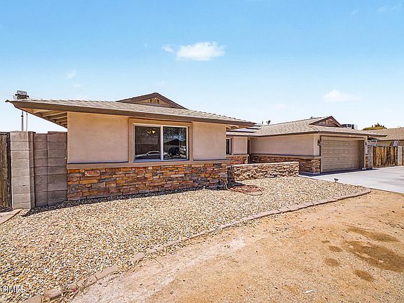 4th image of 5740 W MARCONI Avenue