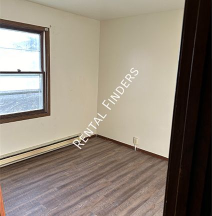 5th image of 10 Cottage Row #7