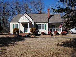 228 Washington Cir, Honea Path, SC 29654