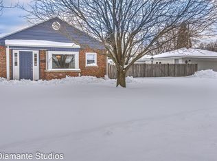 346 Maple Ln, Hillside, IL 60162