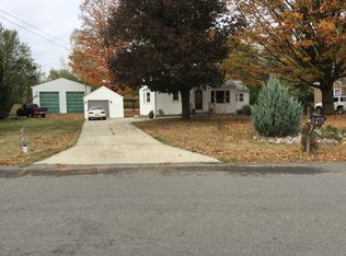 2065 Nolan Ave NW, Grand Rapids, MI