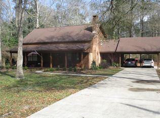 26 Cedarbrook Ln, Laurel, MS 39443