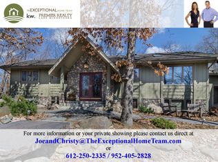 1709 Oakland Rd, Minnetonka, MN 55305