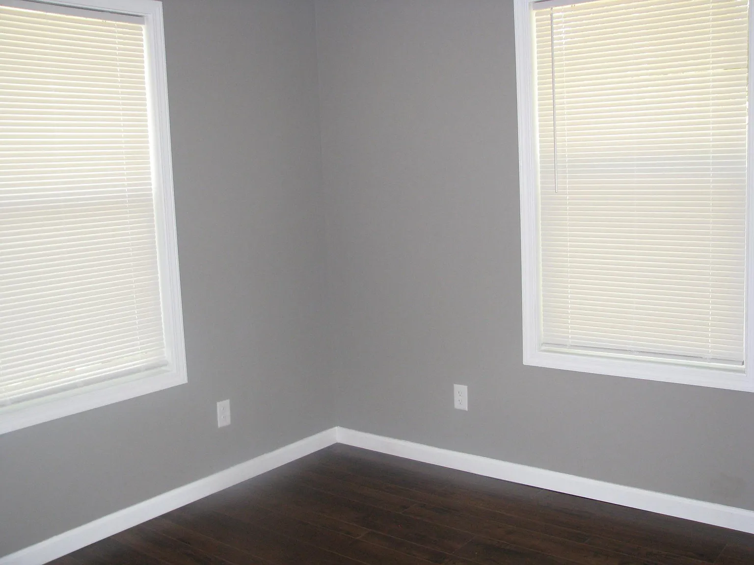 1704 Staley Ave — Photo 2