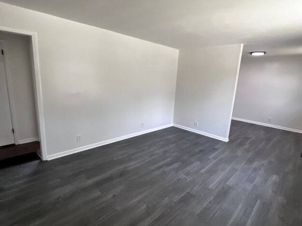 127 Cherokee Rd #1