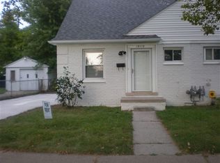 19119 Moross Rd, Grosse Pointe, MI 48224