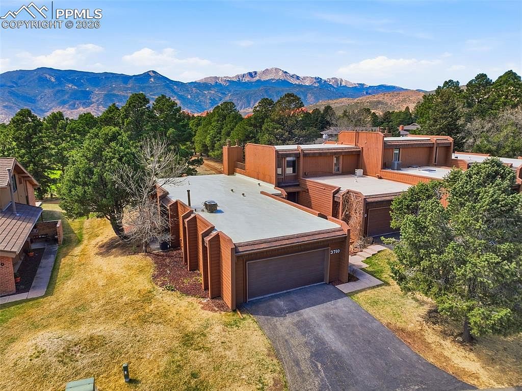 3710 Camels Ridge Ln