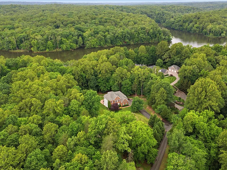 5081 Wolf Run Shoals Rd — Photo 1