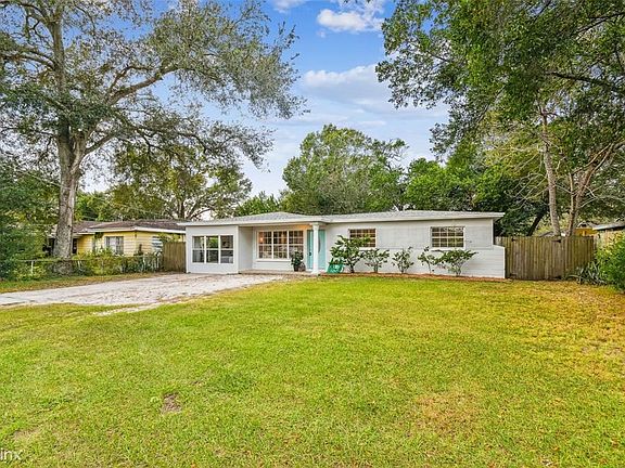 3rd image of 12114R N St W