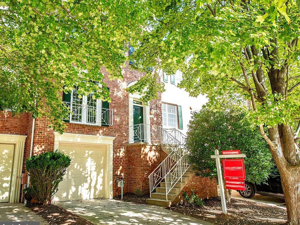 1st image of 33 Culmore Ct