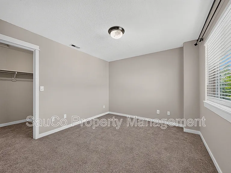 5073 NW 149th Ter — Photo 14
