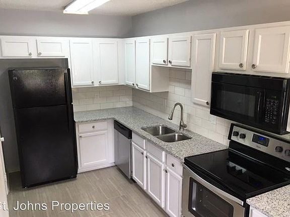 5th image of 3116 Belden St APT 4