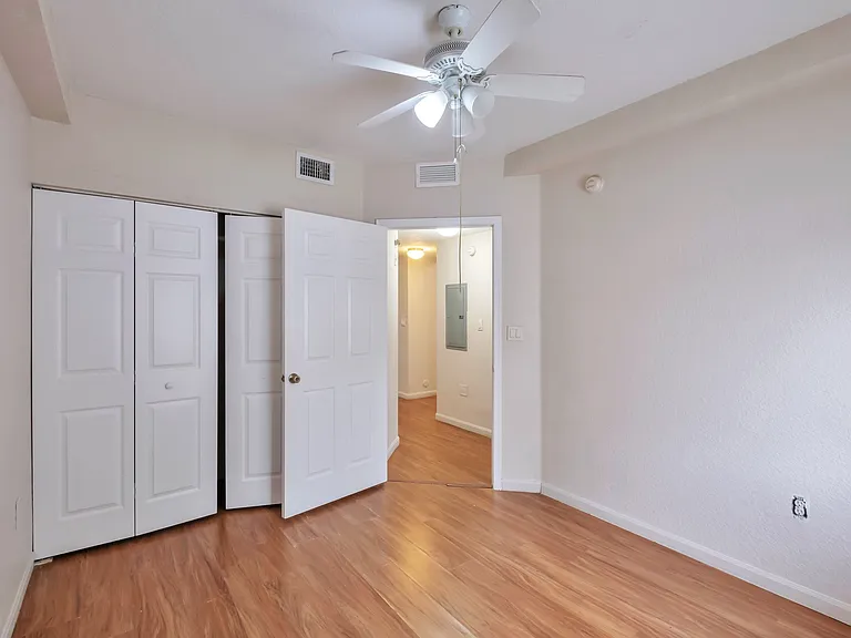 1103 Golden Lakes Blvd #1013 — Photo 17