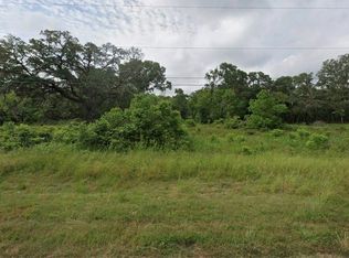 592 Pony Trl, Angleton, TX 77515