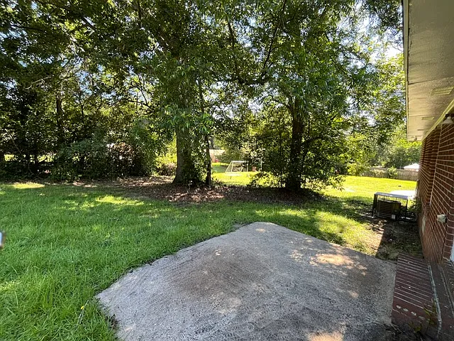 2293 Arrowwood Dr — Photo 3