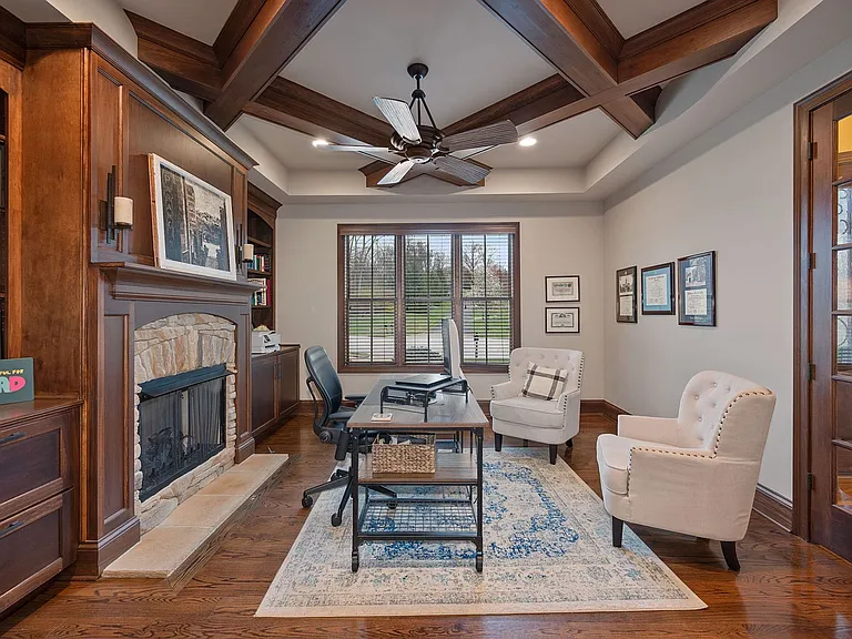 7715 Cathedral Hill Dr — Photo 8