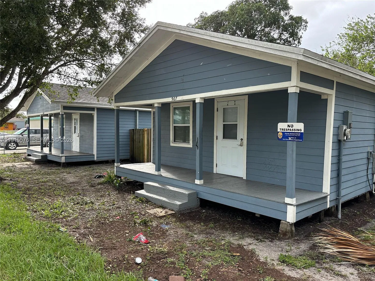 2 bed, 1.0 bath, 420 sqft, $1,400 — Photo 2