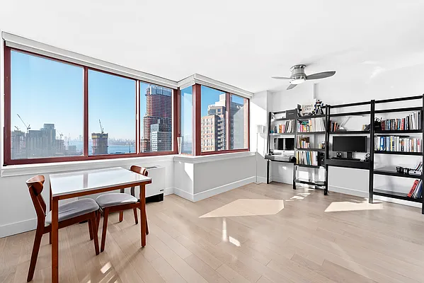 Rented by Compass | media 2