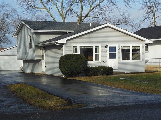 1st image of 1510 N Lake Shore Dr
