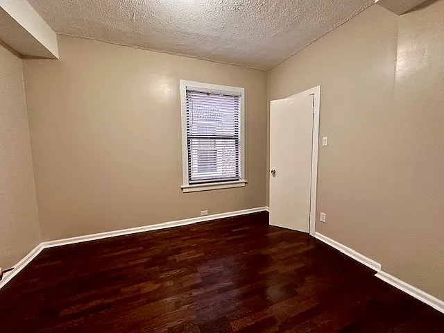 Bedroom #1