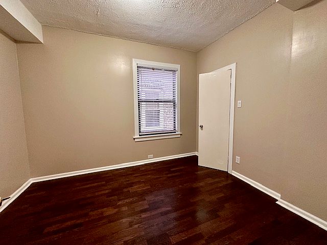 Bedroom #1