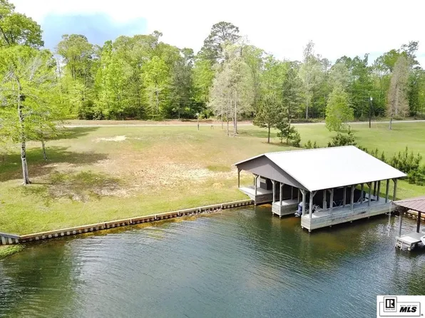 145 Oak Ln, Chatham, LA 71226