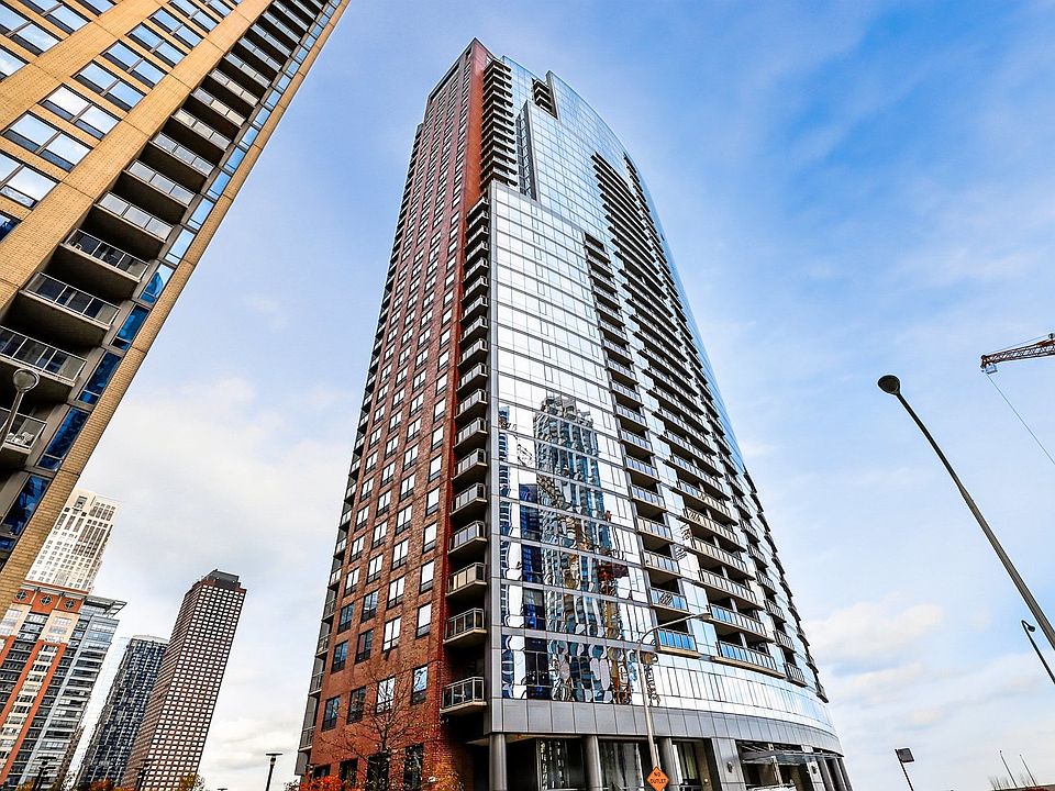 1st image of 450 E Waterside Dr #2901