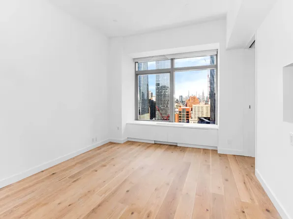 123 Washington Street image 4 of 10