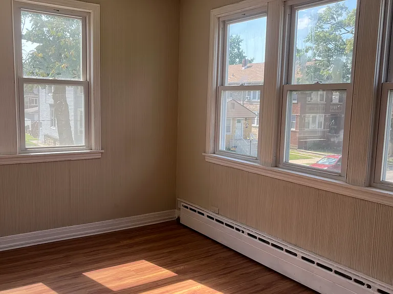Bonus Room(back room)