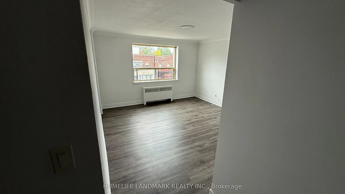 Building Photo - 676 Mount Pleasant Rd #206