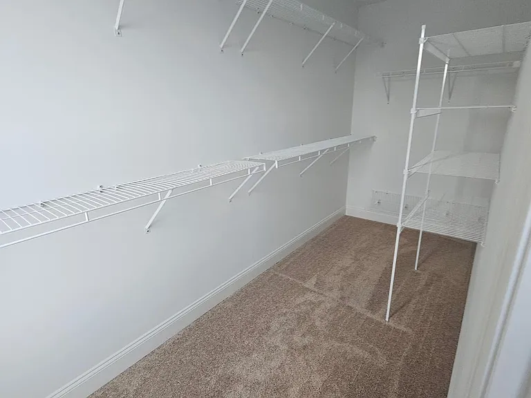 4 Turf Ct — Photo 9