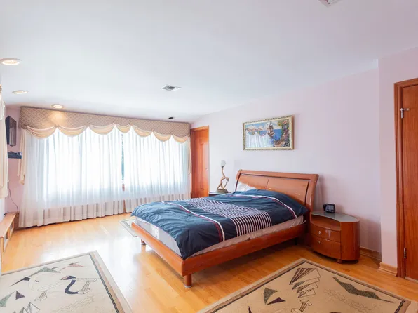 183-19 69th Avenue image 13 of 21