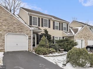 1241 Meadowview Cir, Lansdale, PA 19446