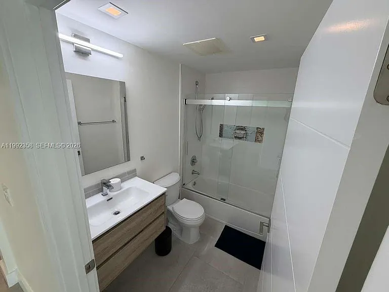 3330 NE 190th St #710 — Photo 7