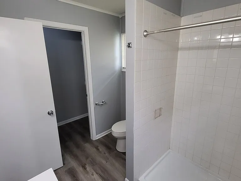 608 Bernard Ave — Photo 15