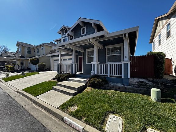3rd image of 1037 Countrywood Cir