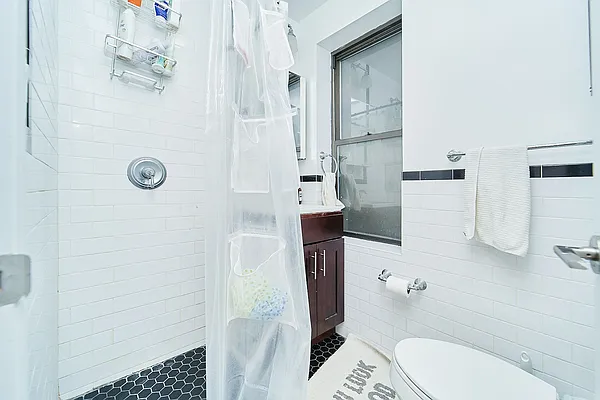 Rented by Living New York | media 32