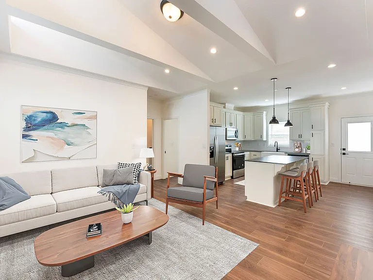 Glenmoor Green Apartments — Photo 32