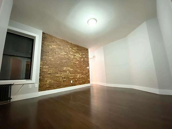 2nd image of 618 W 182nd St #32D