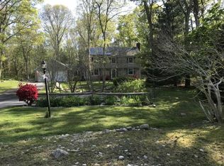 48 Two Ponds Rd, Falmouth, MA 02540