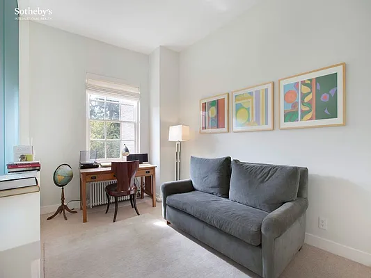 Rented by Sotheby's International Realty | media 18